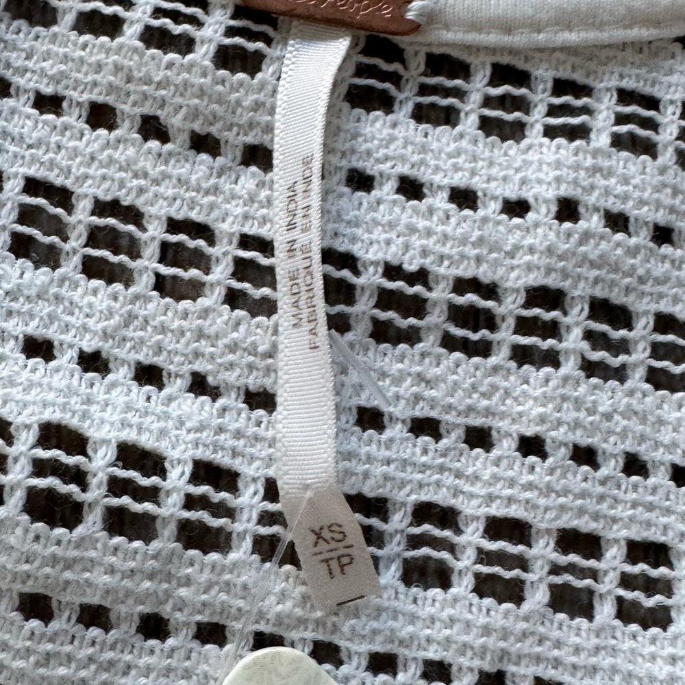 Free People Seaside Walk Top. NWT. Crochet. Appliqués. Wmn’s Sz XS. - Picture 8 of 11